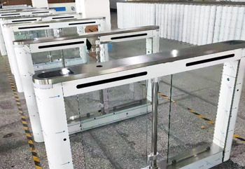 人臉識別速通門廠家有哪些？