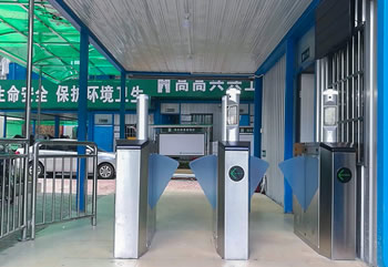 醫(yī)院人臉識(shí)別測(cè)溫閘機(jī)怎么用？