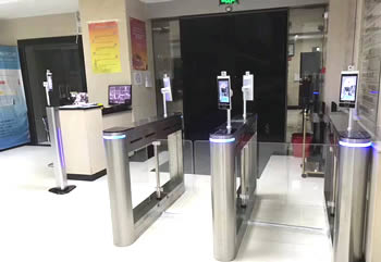 人臉識(shí)別測(cè)溫通道閘機(jī)的運(yùn)用場(chǎng)所有哪些？