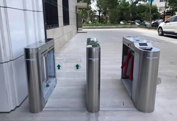 翼閘和擺閘的區(qū)別有哪些？